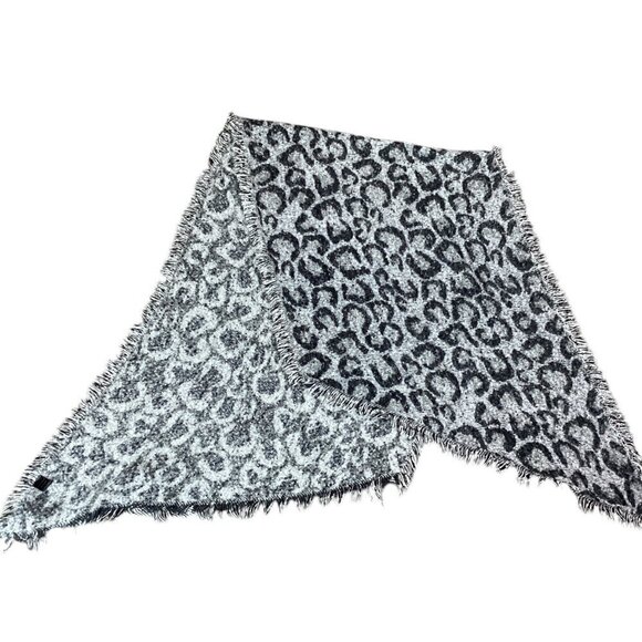 Soft Leopard Print Fringed Edge Scarf 25x71" approx. Grays and Black #318D - Picture 2 of 8